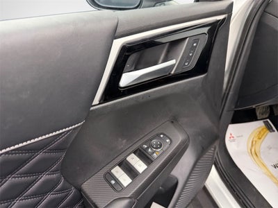 2024 Mitsubishi Outlander SEL