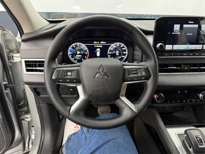 2024 Mitsubishi Outlander SEL