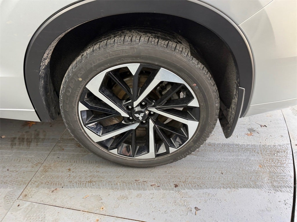 2024 Mitsubishi Outlander SEL