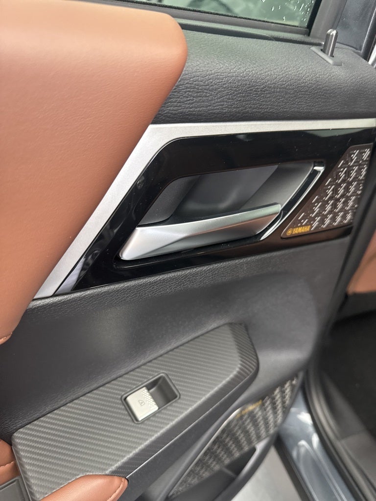 2025 Mitsubishi Outlander SEL