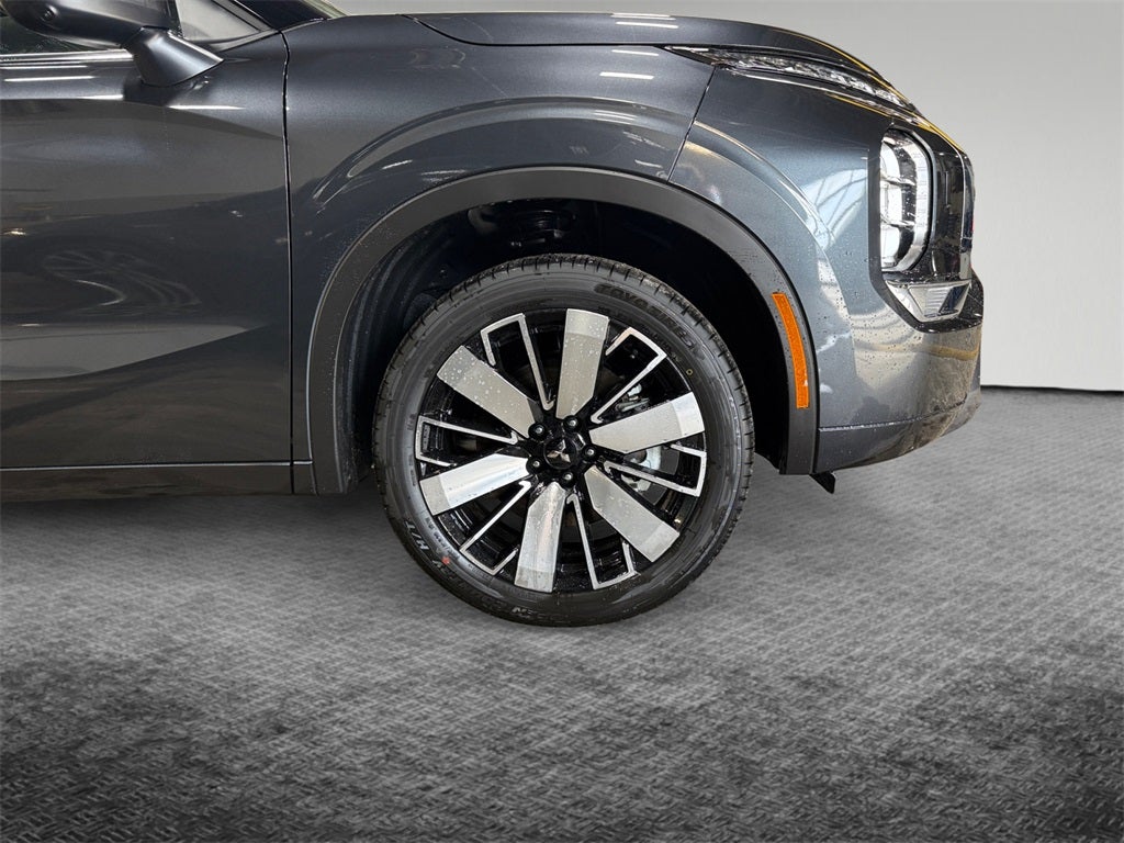 2025 Mitsubishi Outlander SEL