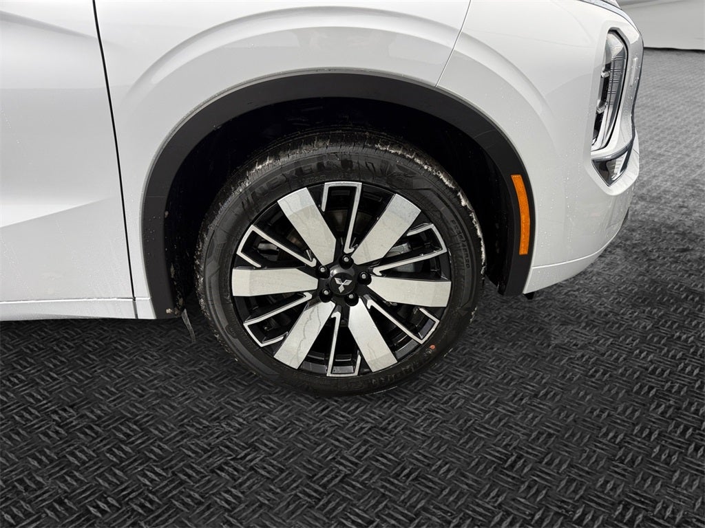 2026 Mitsubishi Outlander SEL