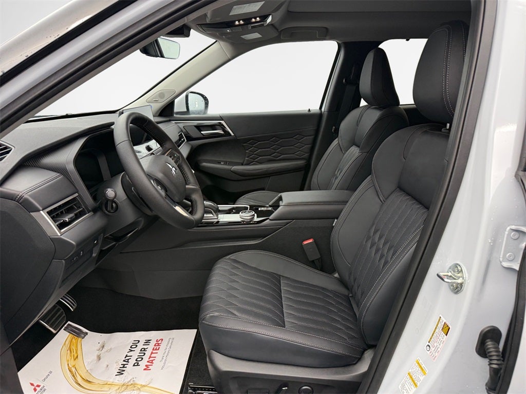 2026 Mitsubishi Outlander SEL