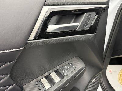 2026 Mitsubishi Outlander SEL