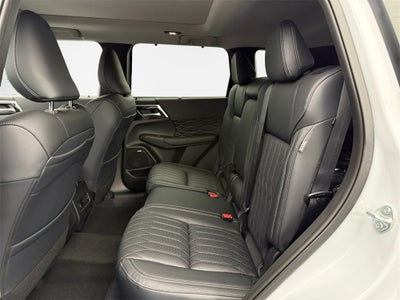 2026 Mitsubishi Outlander SEL