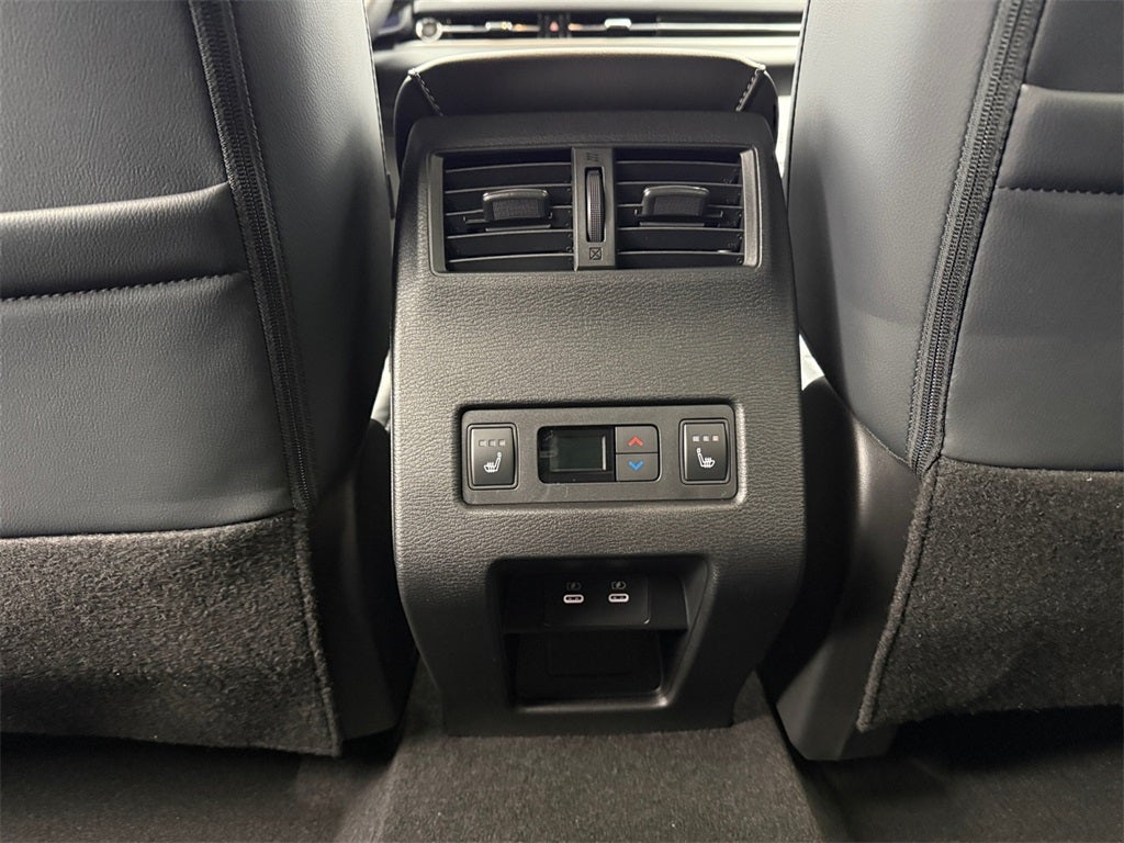 2026 Mitsubishi Outlander SEL