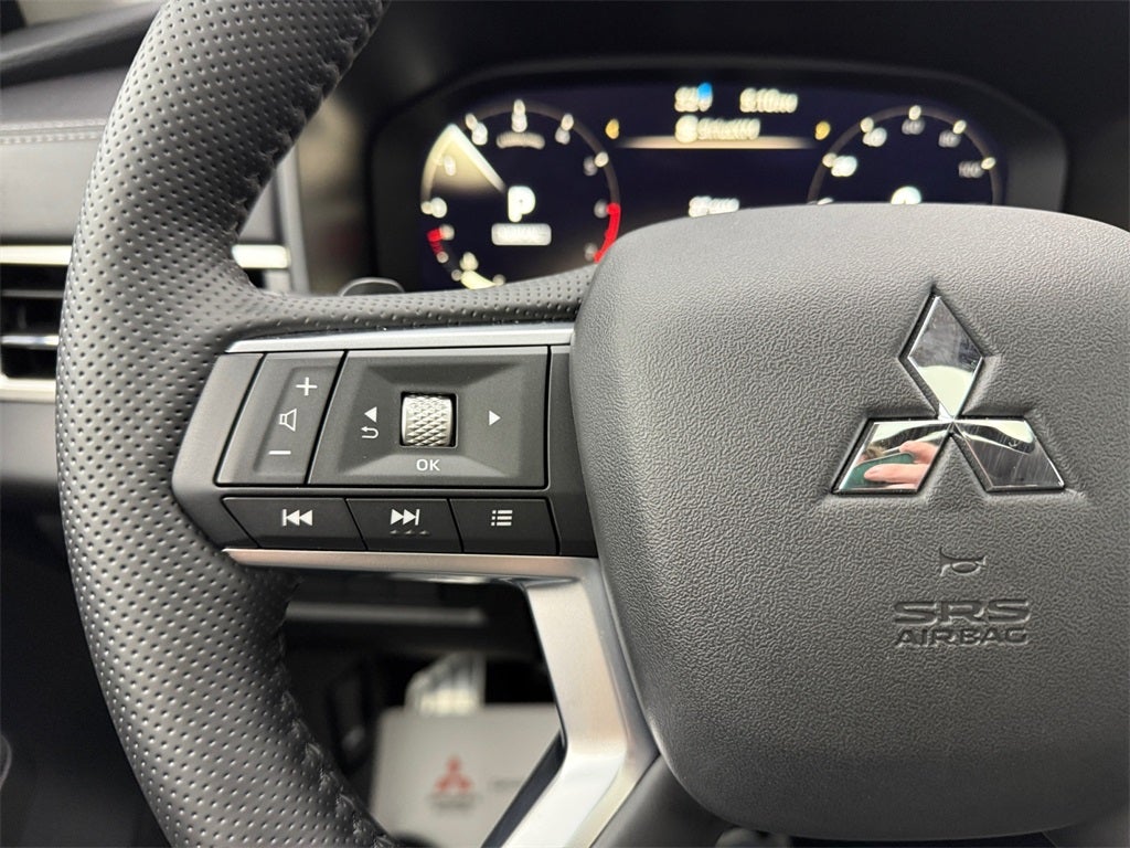 2026 Mitsubishi Outlander SEL