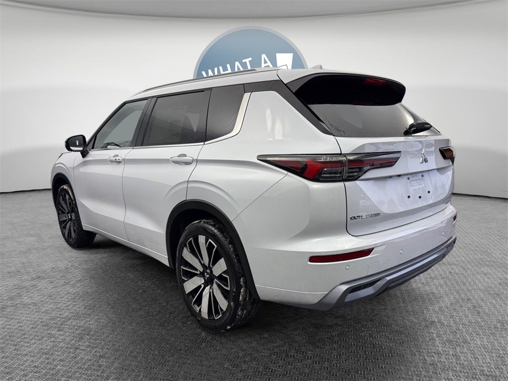 2026 Mitsubishi Outlander SEL
