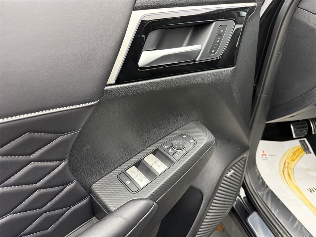 2026 Mitsubishi Outlander SEL