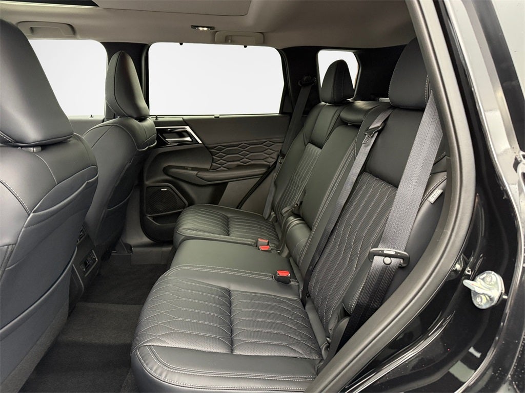 2026 Mitsubishi Outlander SEL