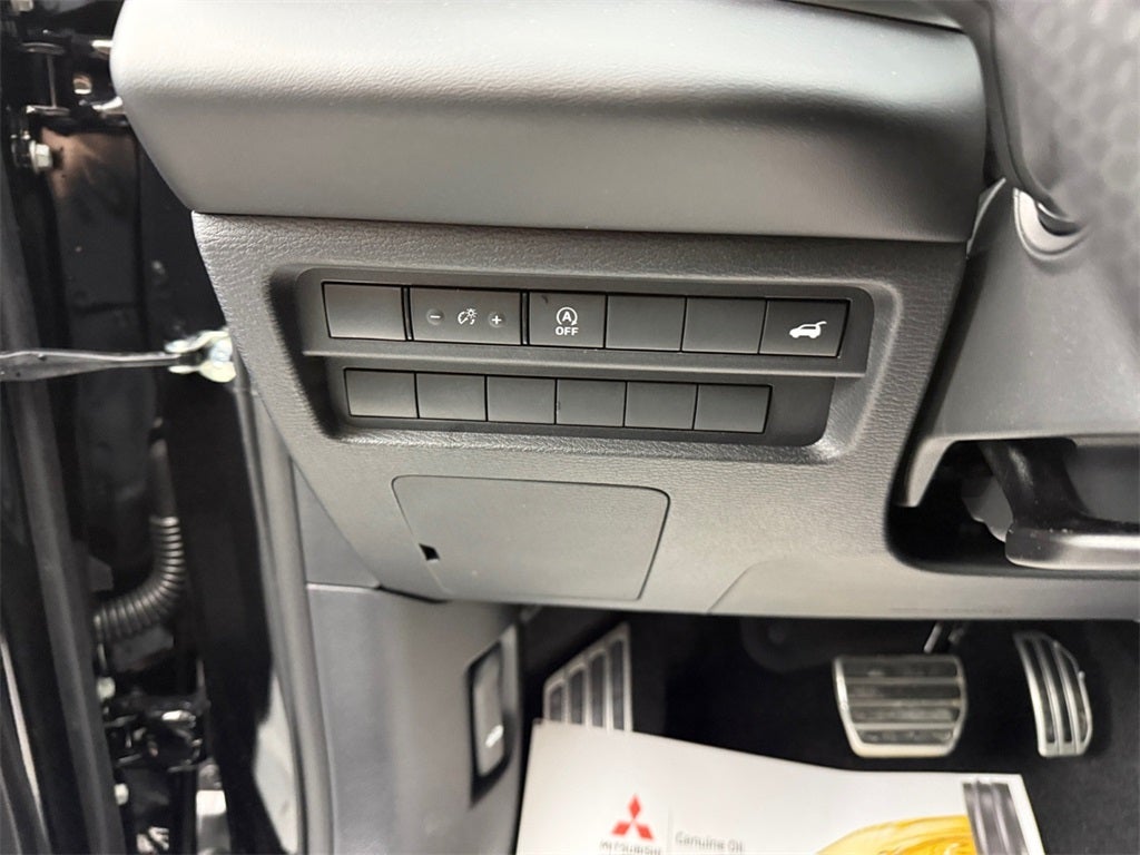 2026 Mitsubishi Outlander SEL