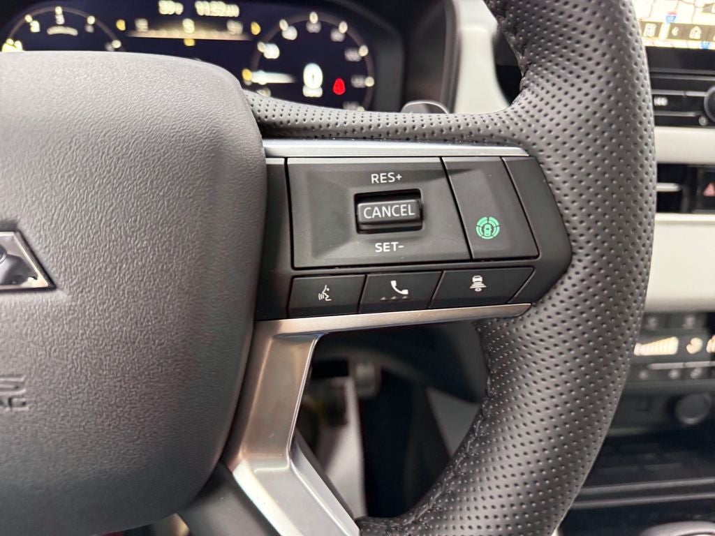 2026 Mitsubishi Outlander SEL