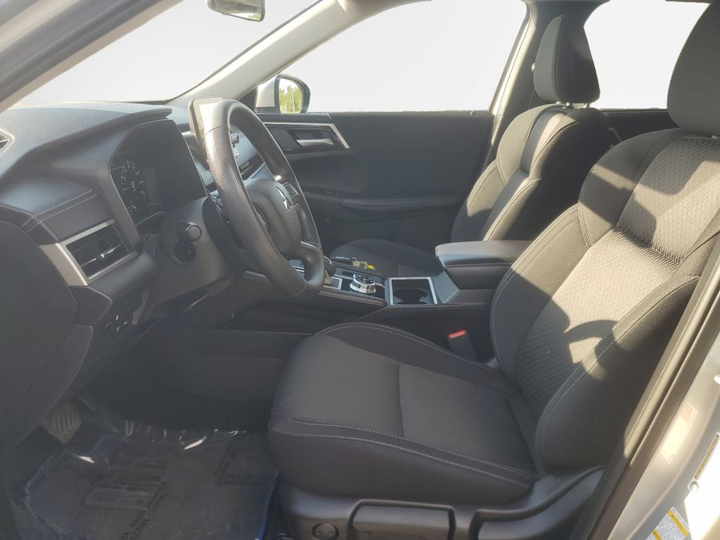 2025 Mitsubishi Outlander PHEV ES