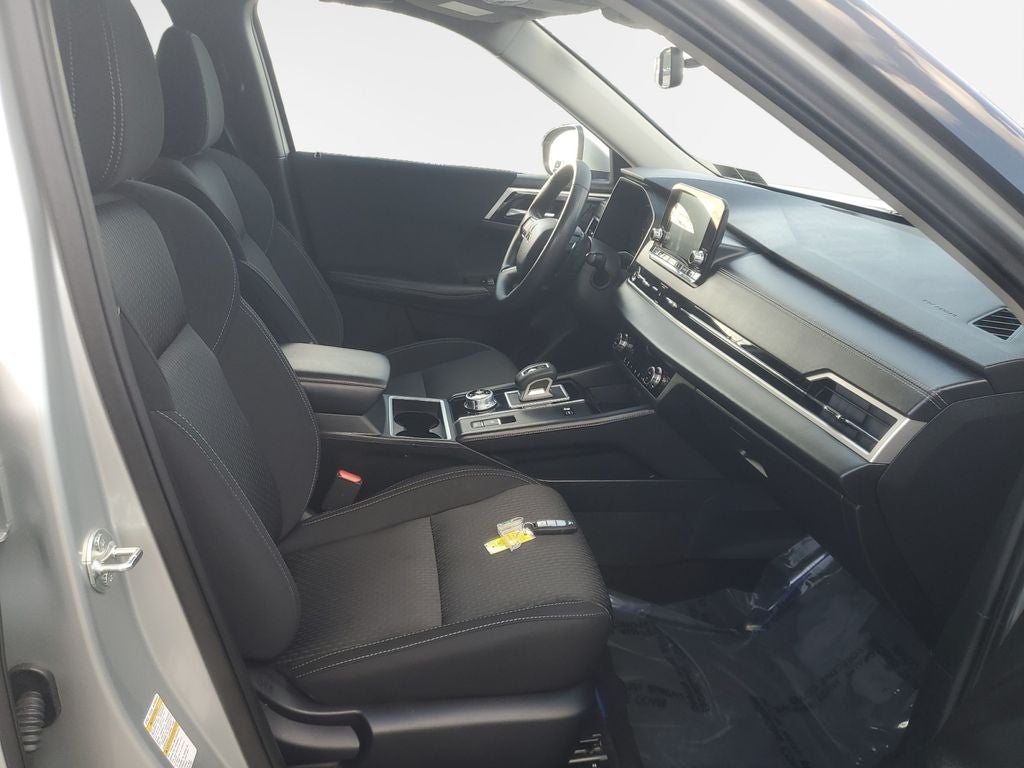 2025 Mitsubishi Outlander PHEV ES