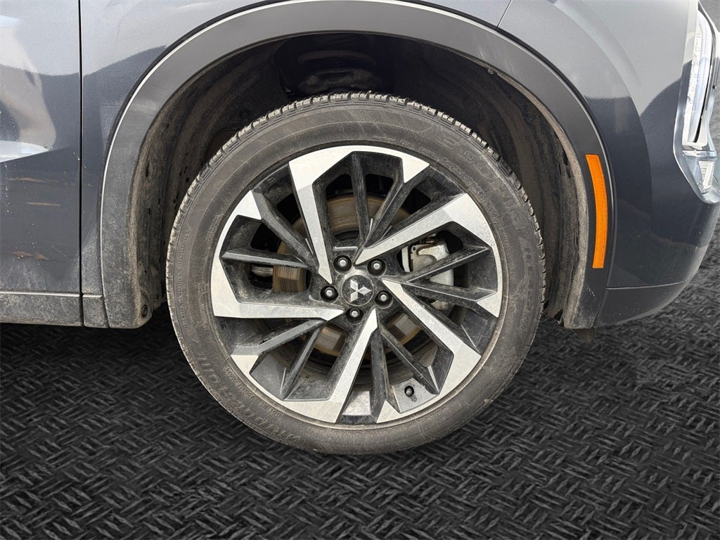 2024 Mitsubishi Outlander PHEV SE