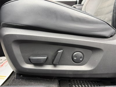 2024 Mitsubishi Outlander PHEV SE