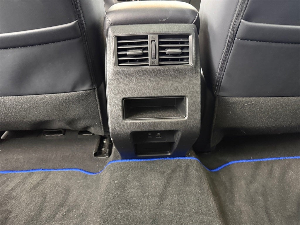 2024 Mitsubishi Outlander PHEV SE