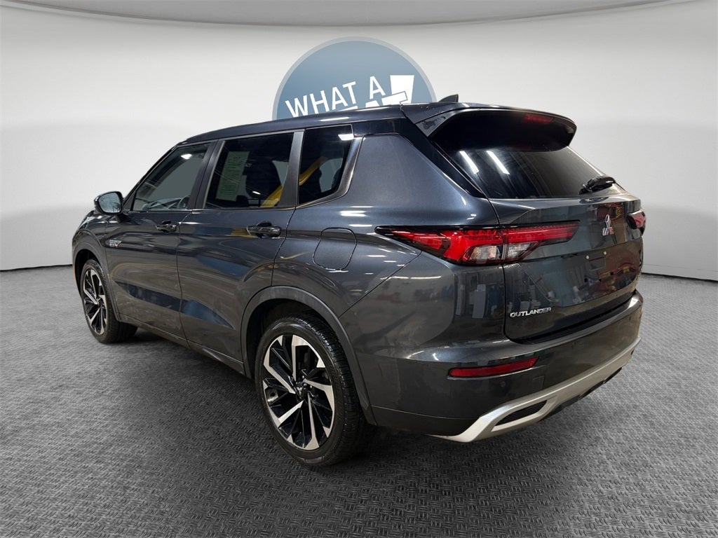 2024 Mitsubishi Outlander PHEV SE