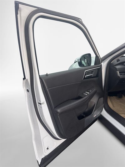 2025 Mitsubishi Outlander PHEV SE