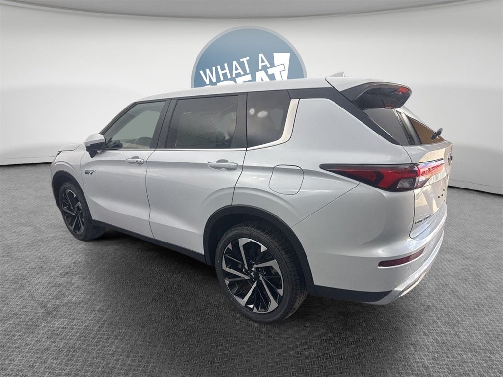 2025 Mitsubishi Outlander PHEV SE