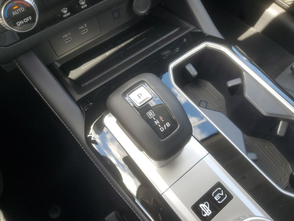 2026 Mitsubishi Outlander PHEV SE