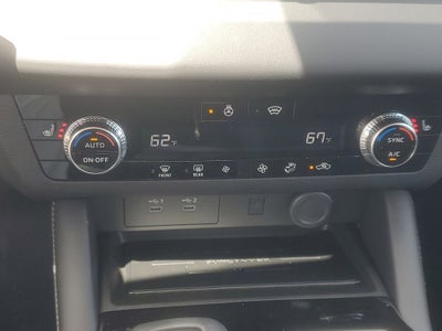 2026 Mitsubishi Outlander PHEV SE