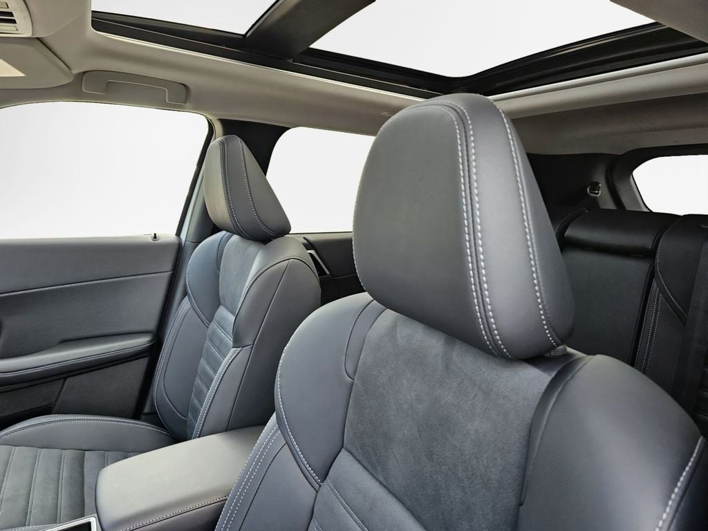 2025 Mitsubishi Outlander PHEV Base