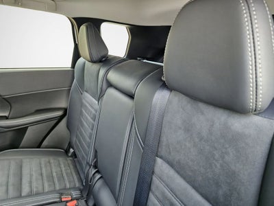 2025 Mitsubishi Outlander PHEV Base