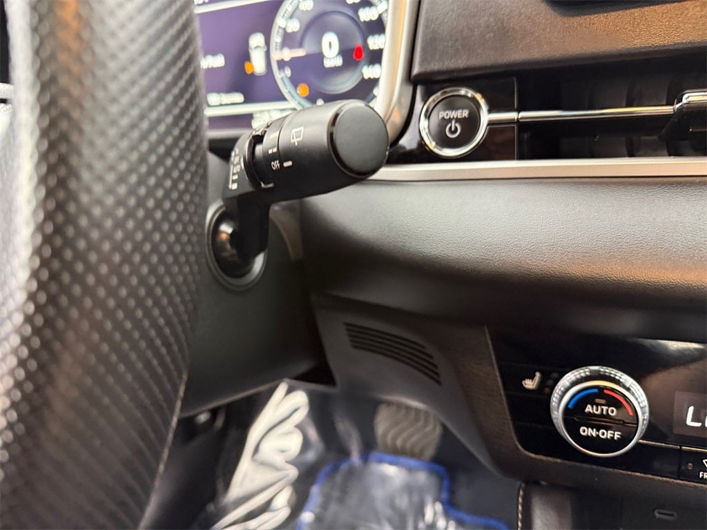 2025 Mitsubishi Outlander PHEV SE