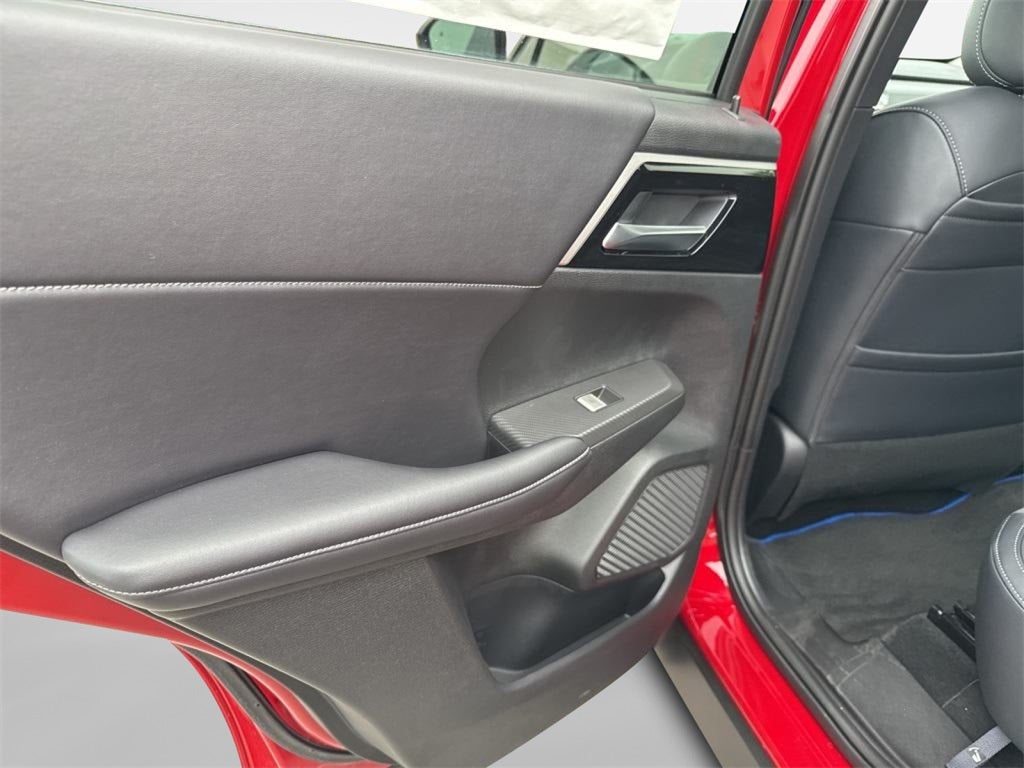 2025 Mitsubishi Outlander PHEV SE