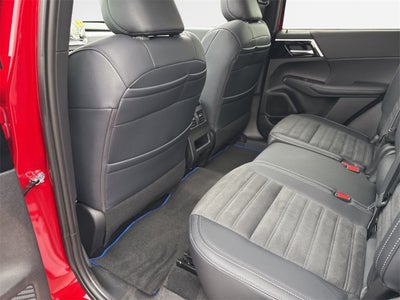 2025 Mitsubishi Outlander PHEV SE