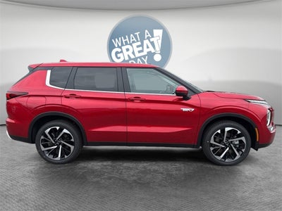 2025 Mitsubishi Outlander PHEV SE