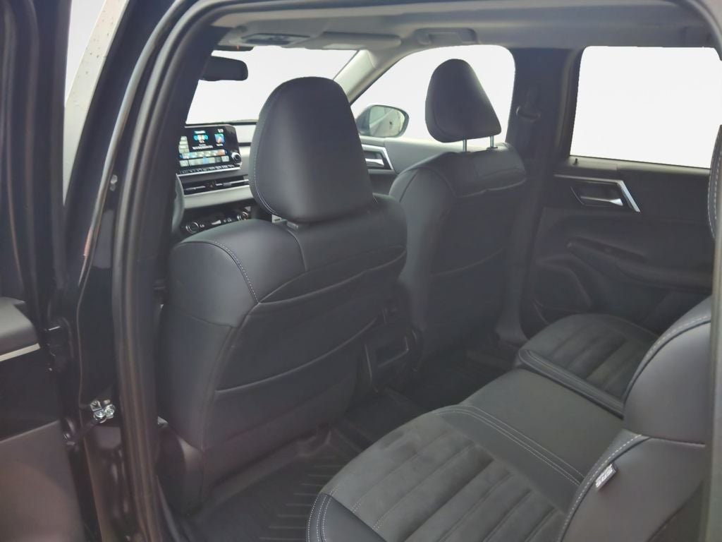 2025 Mitsubishi Outlander PHEV SE