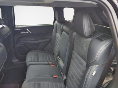 2025 Mitsubishi Outlander PHEV SE