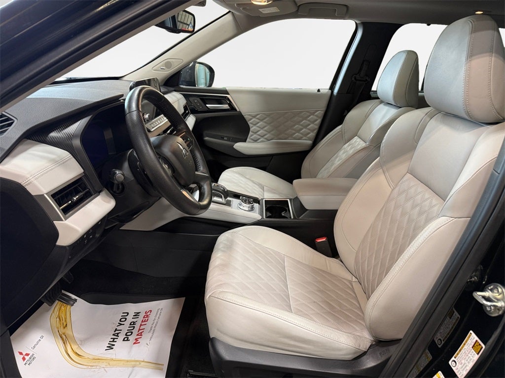 2023 Mitsubishi Outlander PHEV SEL