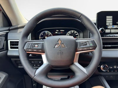 2025 Mitsubishi Outlander PHEV Base