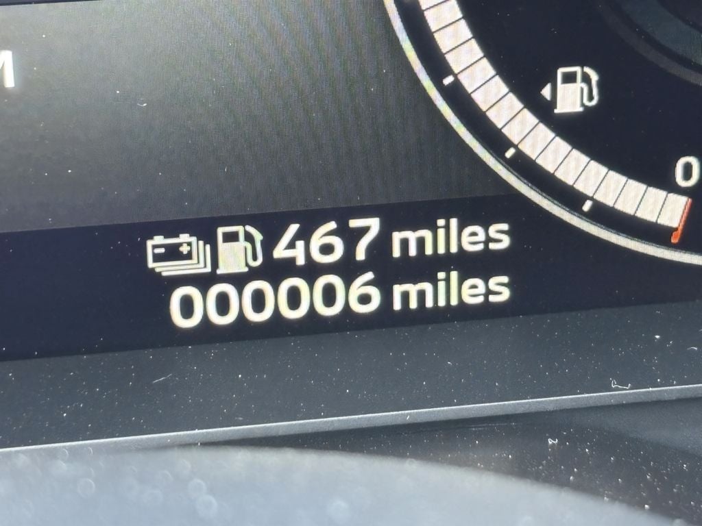 2025 Mitsubishi Outlander PHEV Base