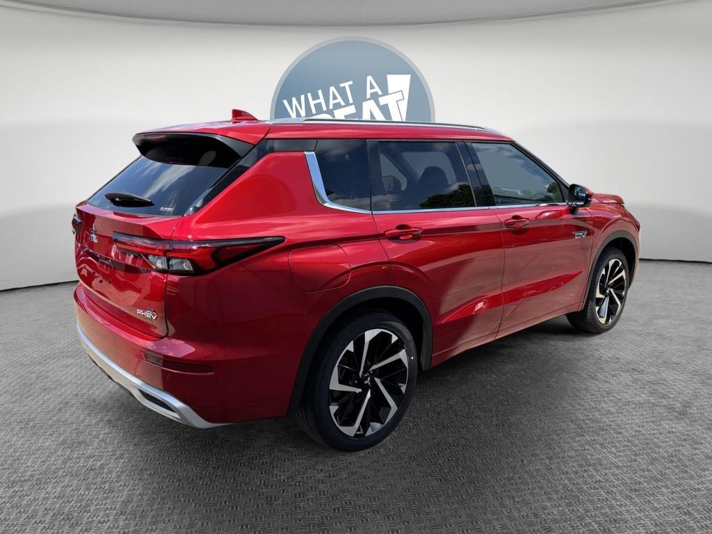 2025 Mitsubishi Outlander PHEV Base