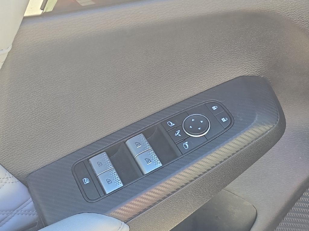 2024 Mitsubishi Outlander PHEV SEL