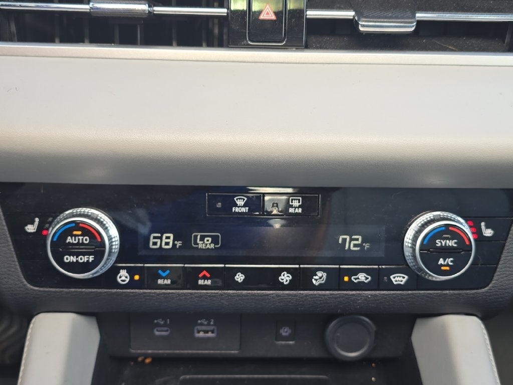 2024 Mitsubishi Outlander PHEV SEL