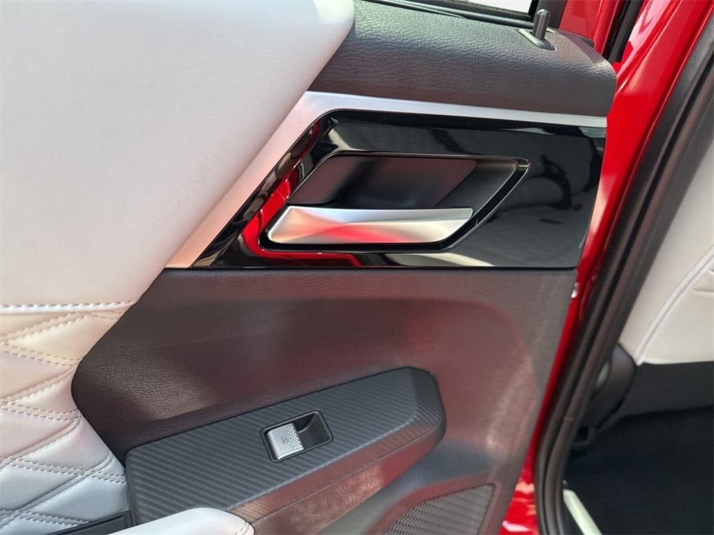 2025 Mitsubishi Outlander PHEV SEL