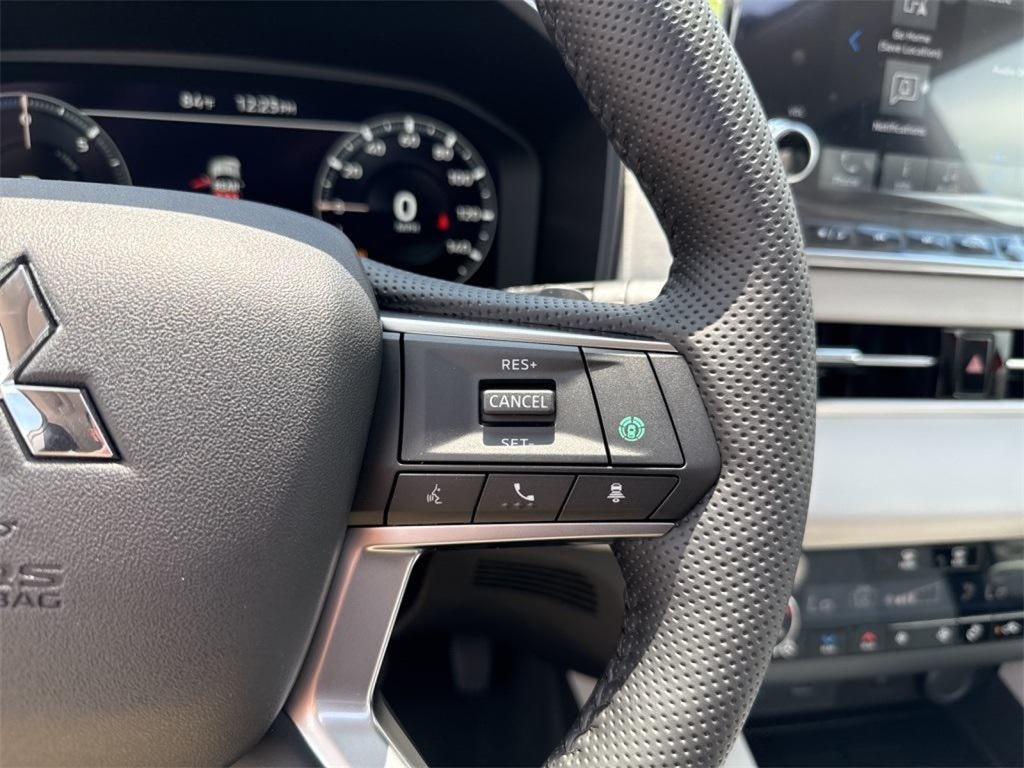 2025 Mitsubishi Outlander PHEV SEL