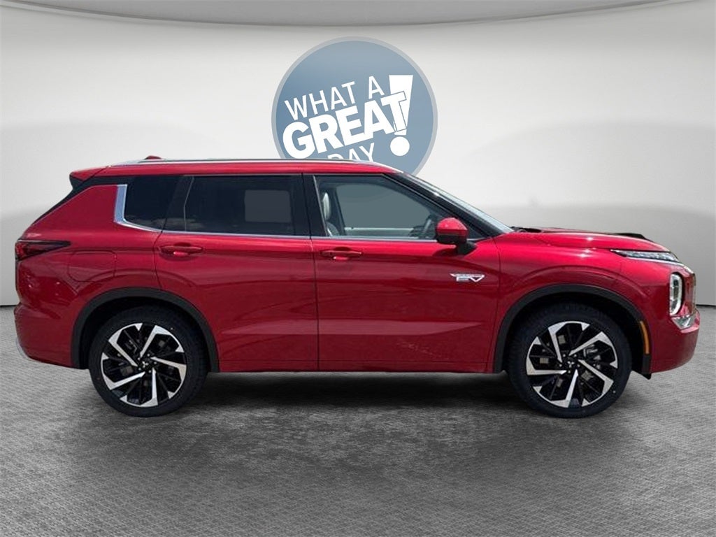 2025 Mitsubishi Outlander PHEV SEL