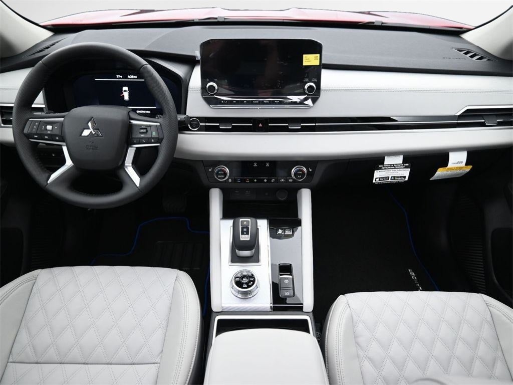 2025 Mitsubishi Outlander PHEV SEL