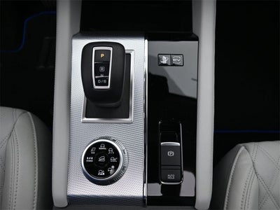 2025 Mitsubishi Outlander PHEV SEL