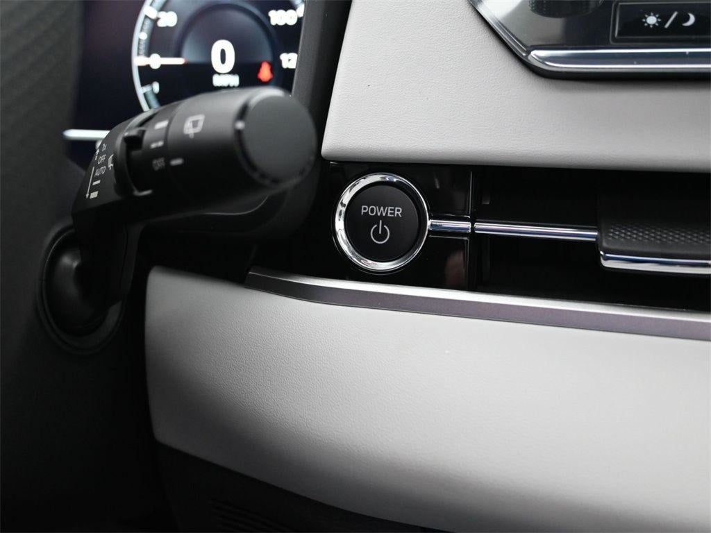 2025 Mitsubishi Outlander PHEV SEL