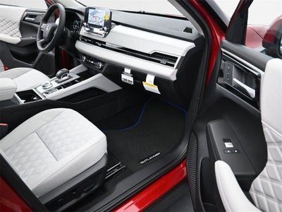 2025 Mitsubishi Outlander PHEV SEL