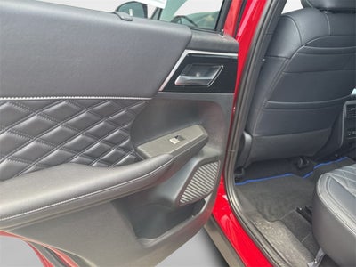 2025 Mitsubishi Outlander PHEV SEL