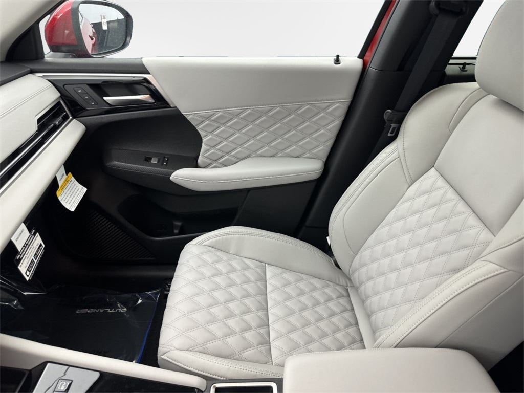 2025 Mitsubishi Outlander PHEV SEL