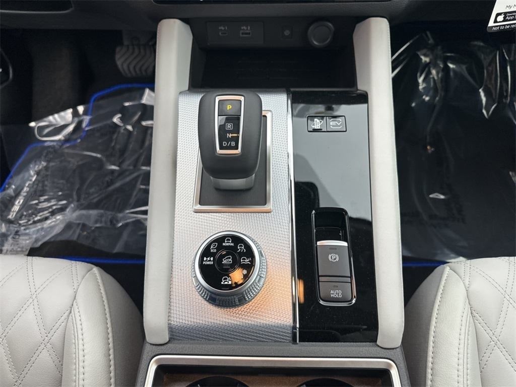 2025 Mitsubishi Outlander PHEV SEL